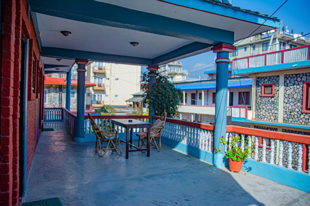 Hotel Plaza Nepal Покхара Екстер'єр фото