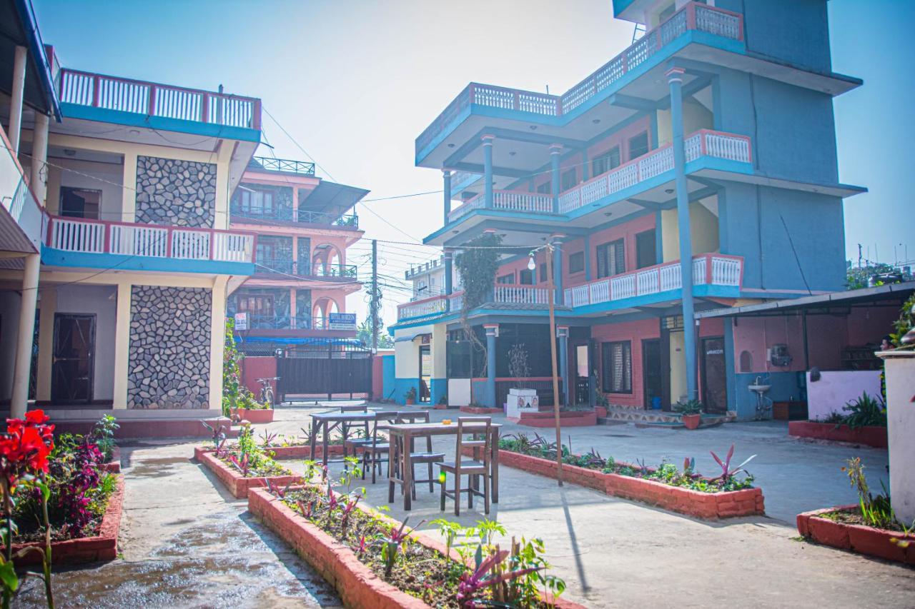Hotel Plaza Nepal Покхара Екстер'єр фото